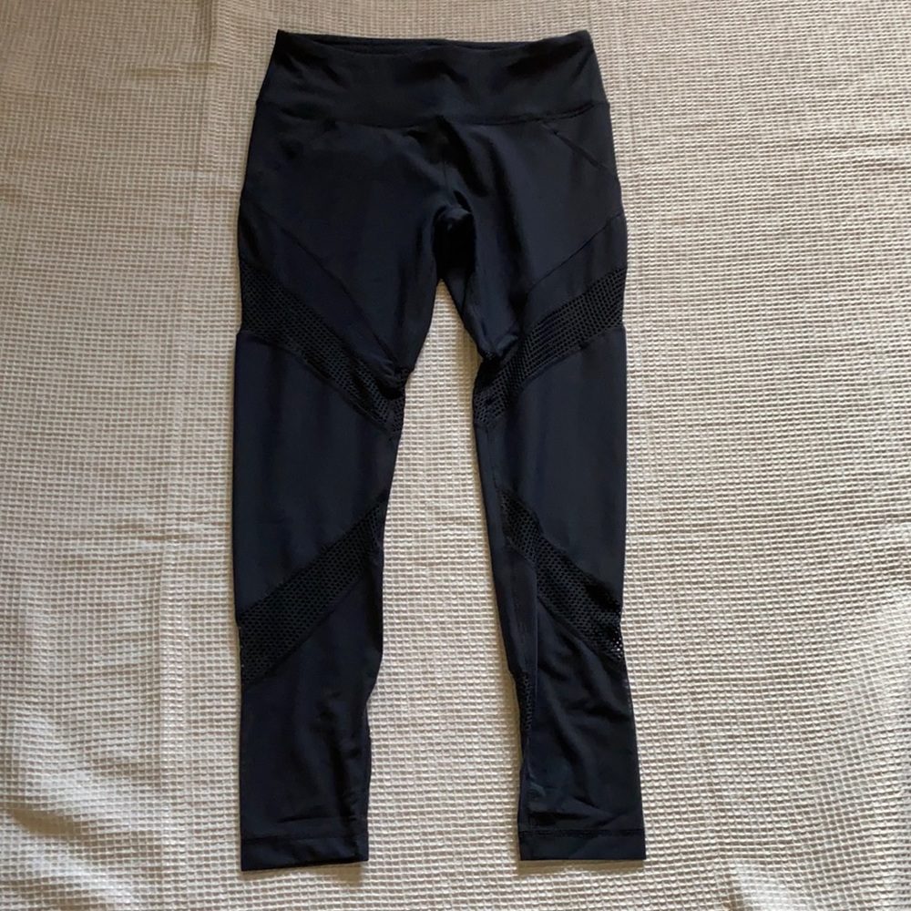 90° DEGREE by Reflex leggings